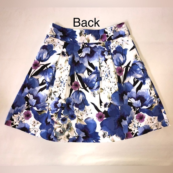 WHBM Floral Sateen Pleated Lined Skirt (2) - Picture 12 of 16
